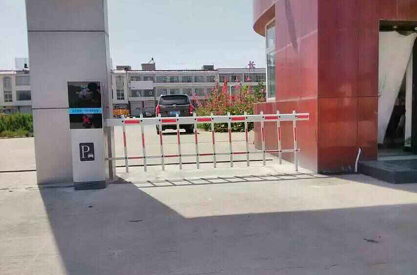 停車場 .近 .中 .遠 .藍牙管理系統 (6)
